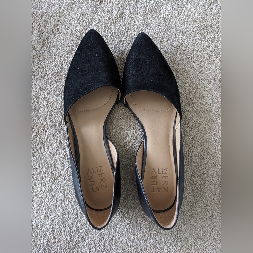 7.5 naturalizer black flats